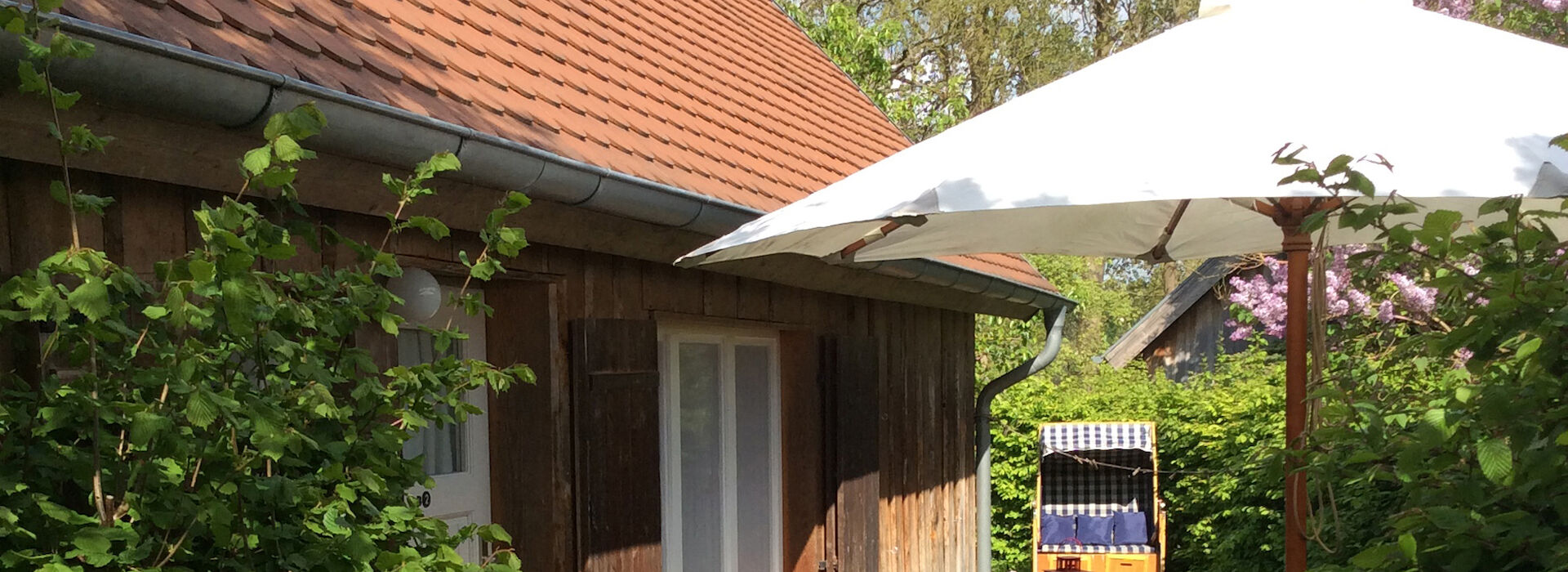 Seehotel 1 Ferienhaeuser Hauptbild Foto Gernot Nalbach 16zu9