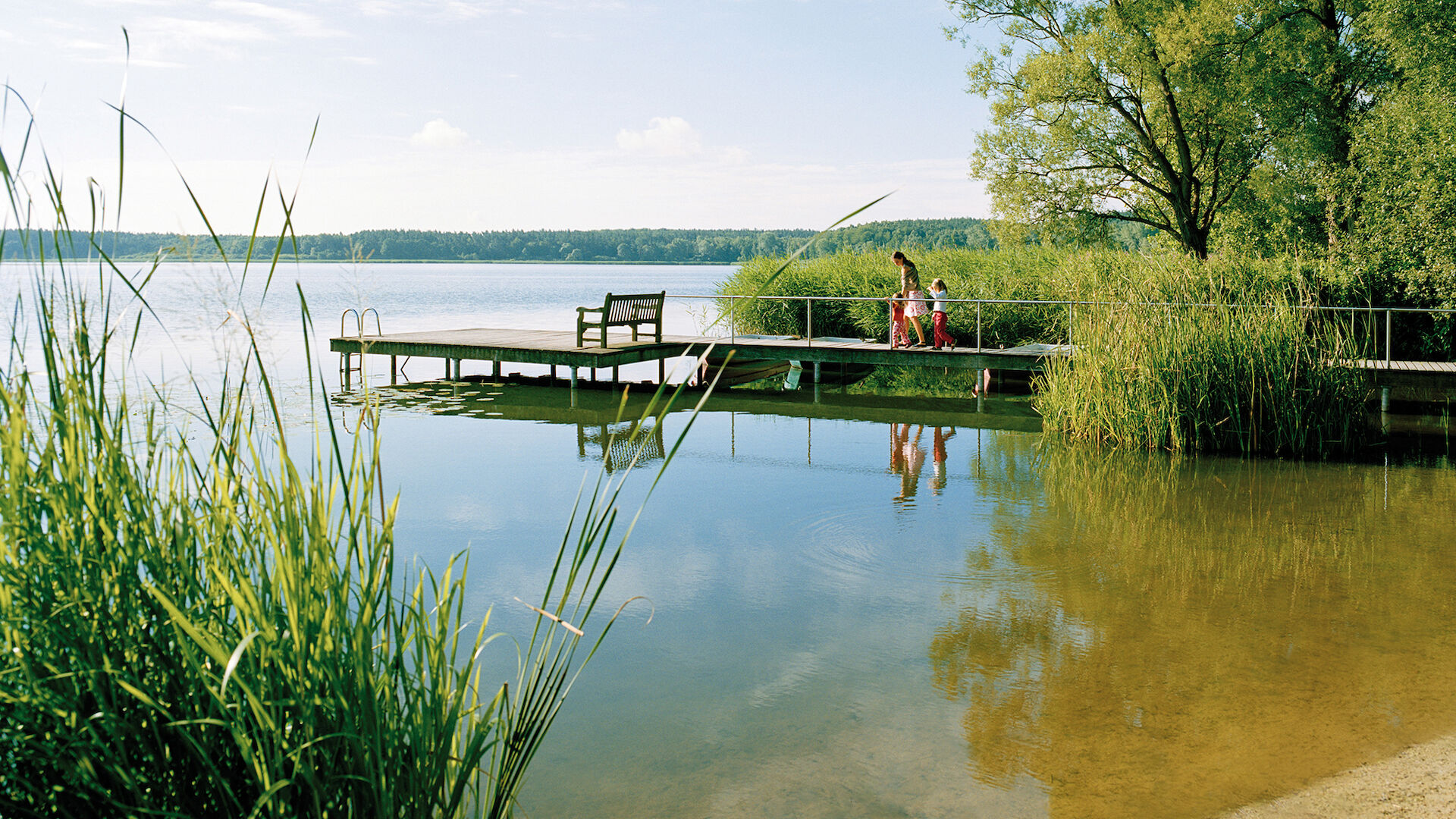 Seehotel 1 Fruehling Foto Hauke Dressler 16zu9