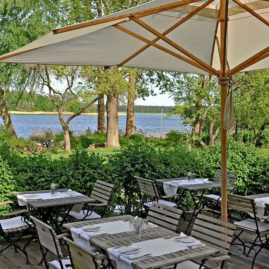 Seehotel am Neuklostersee Home